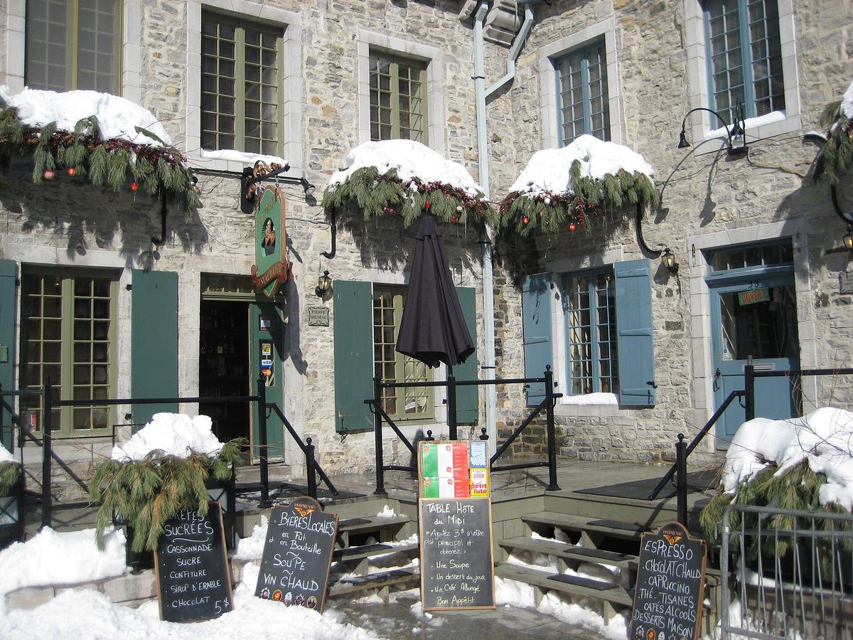 Quebec City restaurant winter
